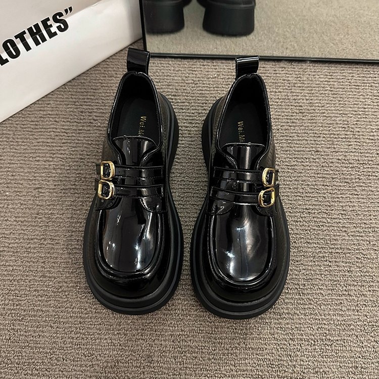 Loafers z mikrovlákna, zaokrivený nos, gumová podrážka, stredná výška päty 3-5 cm