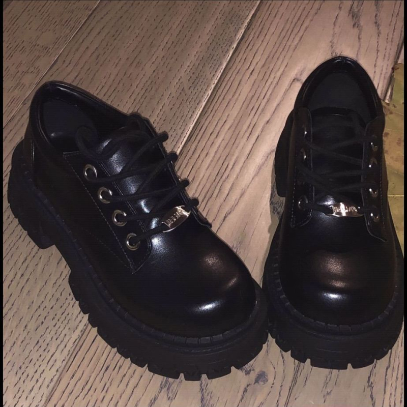 Ravne cipele Mary Jane, PU gornji dio, zatvaranje šnurikama, niski mačji pet