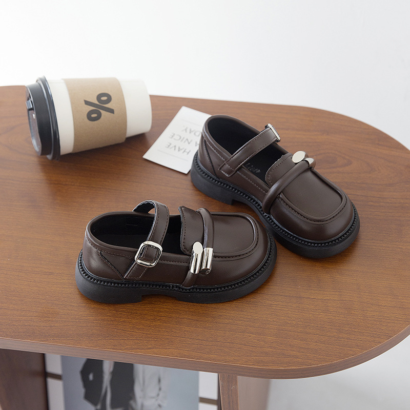 Dječje tenisice za djevojčice — Gornji dio: Super Fiber, Oka: Guma, Zatvaranje na Velcro, Niski vrh, Za uzrast 4–12 godina, Korejski stil, Sezone: proljeće-ljeto-jesen 2025