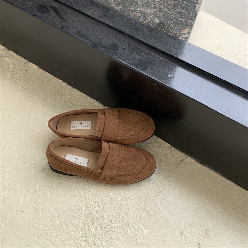 Ženske loaferice s kvadratnim nosom, gornji dio od mikrovlakna, niski pet 1–3 cm, gumena potplatka, vintage stil