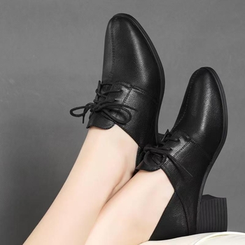 Princess Jane dámske oxfordky z split kože – britský štýl, štvorcový nos, vrchná časť zo split kože, stredný podpätok 3-6 cm, šnurovanie