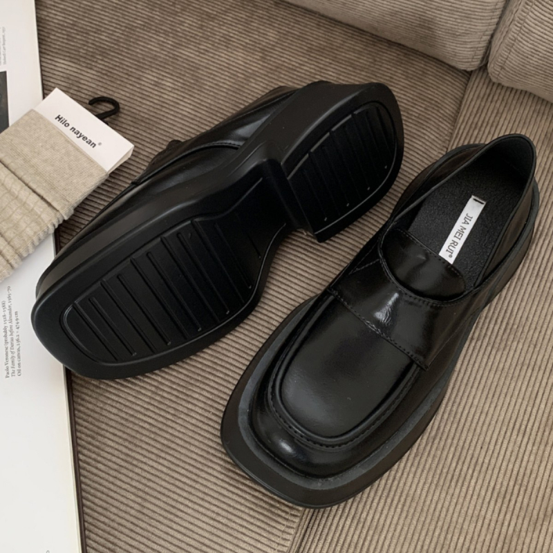 Kozni loaferi u koledž stilu s okruglim vrhom, dvostruki slip-on, gornji dio od kravlje kože, debeli pet, gumeni potplat