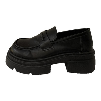 Ženske loaferice s okruglim vrhom, debeli podplat s klinastim potpeticama 3–5 cm, PU gornji dio, gumena podstava, britanski street style za proljeće i jesen.