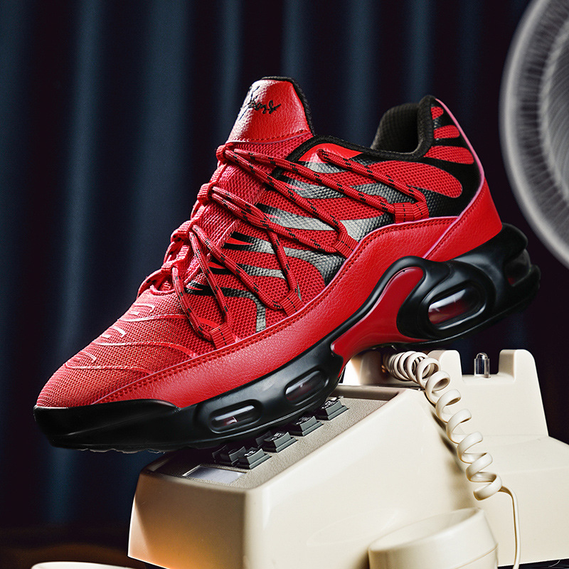 Férfi futócipők vastag talppal, lélegző hálós felsőrész, PU talp, fűzős zárás, alacsony felső rész, ütéscsillapító rendszer