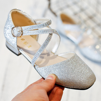 Lányos hercegnő cipő strasszokkal, Ultrafilm bőr felső rész, Velcro-zárás, PU talpbetét, gumitalp, alacsony felső rész, minden évszakban