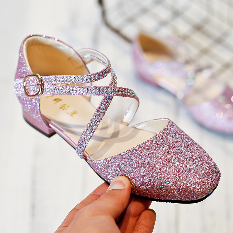 Lányos hercegnő cipő strasszokkal, Ultrafilm bőr felső rész, Velcro-zárás, PU talpbetét, gumitalp, alacsony felső rész, minden évszakban