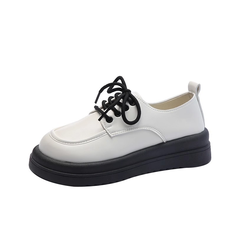 Ženske loaferice s okruglim vrhom, srednje visoke pete 3–5 cm, PU gornji dio, gumena potplat