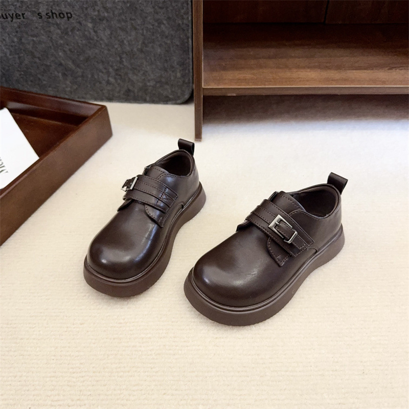 Gyerekeknek szóló casual cipő Velcro-összehúzóval, alacsony felső rész, gumírozott talp, felső anyag: szuperrost, Koreai stílusú hercegnő dizájn