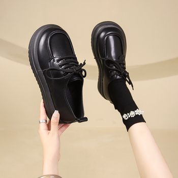 Loafers – brit stílusú, kerek orr, felső rész superfiberből, alacsony felső rész, vastag gumitalp