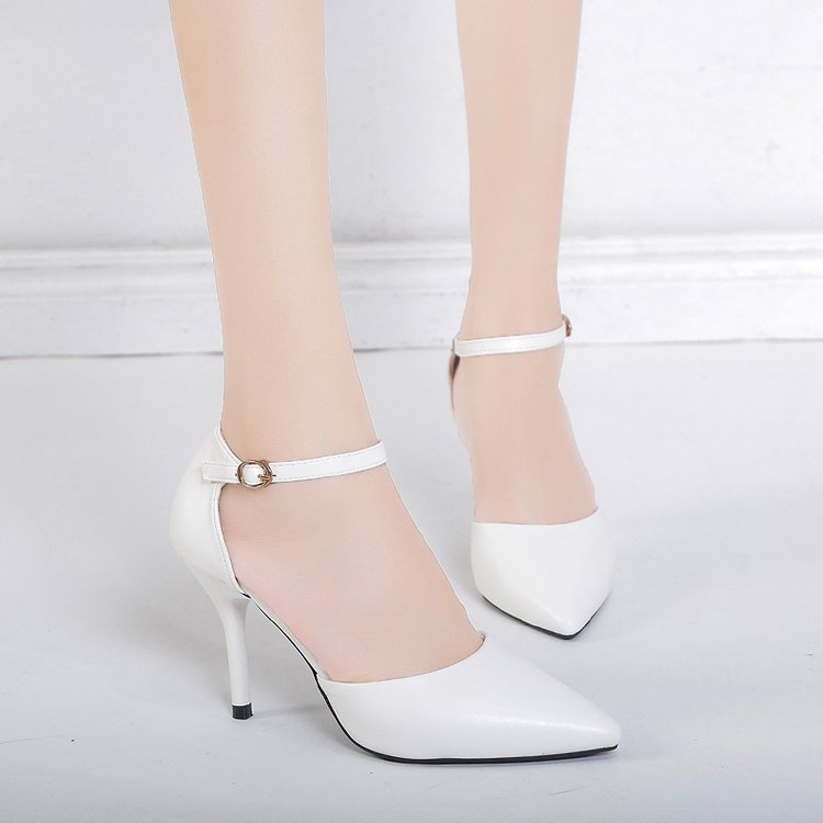 Női kitten heel cipő, rugalmas felsőrész, PU talpbetét, gumitalp, egyszínű, tavaszi viselet