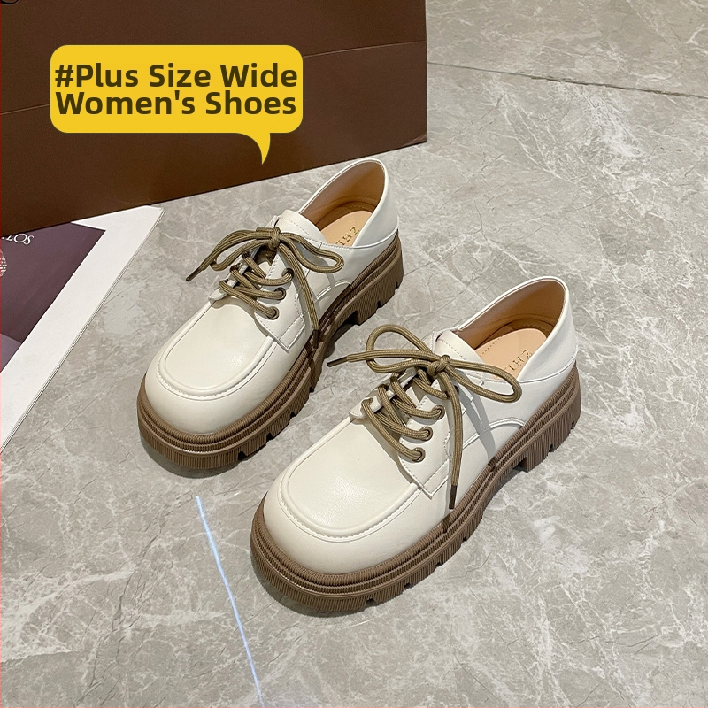 Kožni loafer s kvadratim vrhom, dvostruki sloj kože na gornjem dijelu, elastika za zatvaranje, srednja peta 3–5 cm