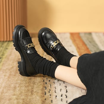 Női valódi bőrből készült loaferok — kerek orr, kétréteg marhabőrből készült felső rész, gumitalp, középmagas sarkú 3–6 cm, főiskolai stílus