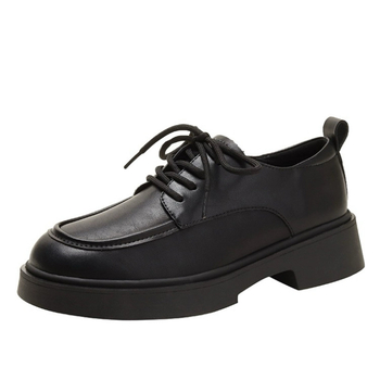 Női bőr loaferek brit stílusban, kerek orrú, felsőrész két réteg marhabőrből, középmagas sarka 3-5 cm, gumitalp, belső rész műbőr