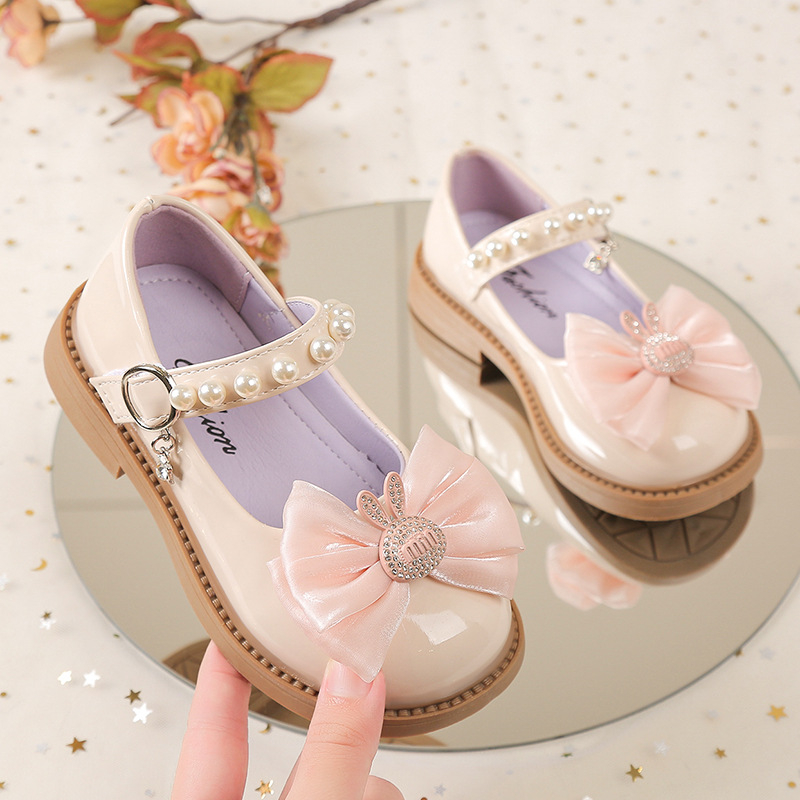 Lányoknak készült mikroszálas bőr felsőrészű loafers Velcro-zárással, bőr belső, PU talpbetét, gumitalp, 1–12 éveseknek, 2025 tavasz