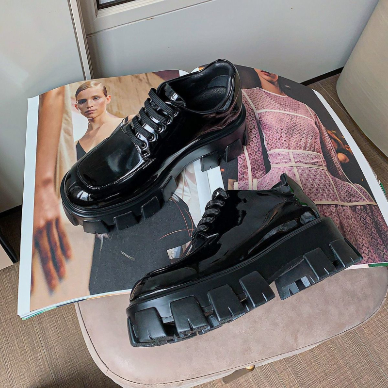 Încălțăminte din piele cu platformă, talpă groasă, vârf rotund, șireturi, stil Mary Jane