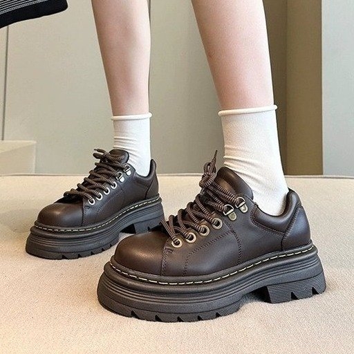 Női mokaszsinok – Kerek orr; Felső rész mikroszálas; Talp gumi; Alacsony sarok 1–3 cm; Mindennapi