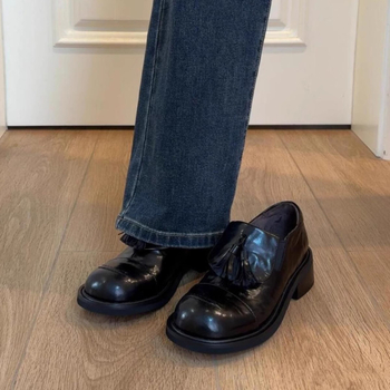 Casual loafers od mikrovlakana s resicama, okrugli nos, gumena potpetica 3–5 cm