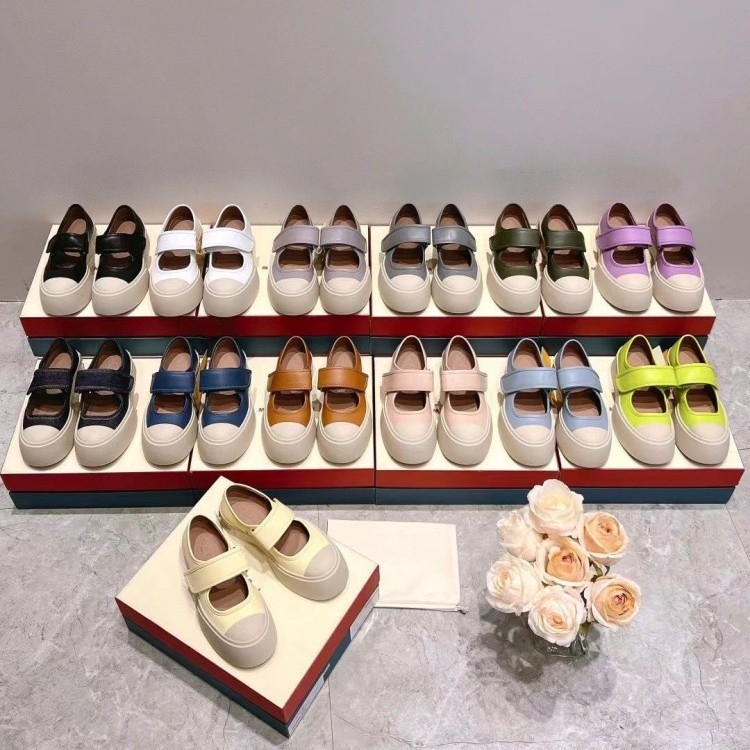 Mary Jane női cipő kerek orrú, 3–5 cm vastag talp, Velcro-zárás, felsőrész marhabőrből, belső juhbőrből