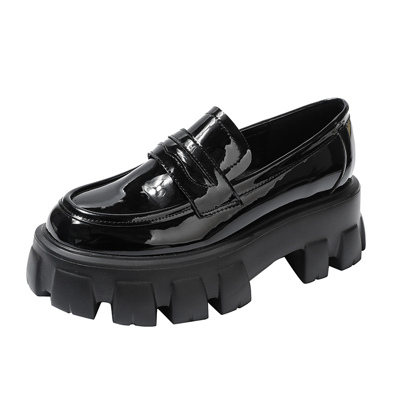 Loafers s okruglim nosom, gornji dio od mikrovlakna, rimski stil, visina pete 6–8 cm.