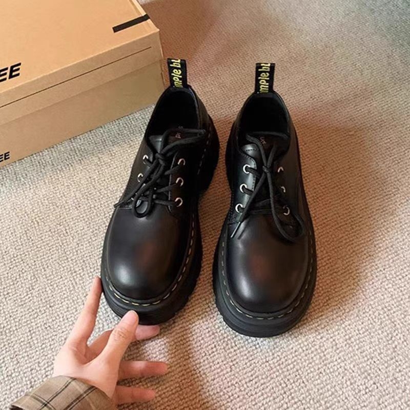 Loaferice s okruglim nosom, PU gornji dio, gumeni đon, srednji blok pete 3-5 cm