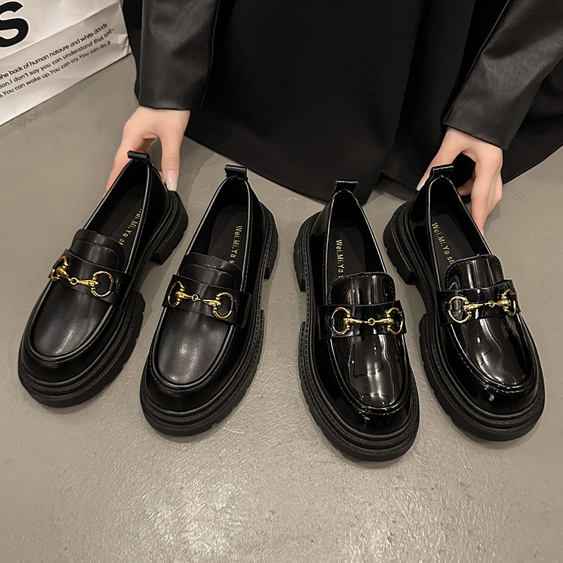 Loafers v britskom štýle s okrúhlym špičkou, PU vrchný materiál, 3–6 cm stredný podpätok, gumová podrážka, nízky členok