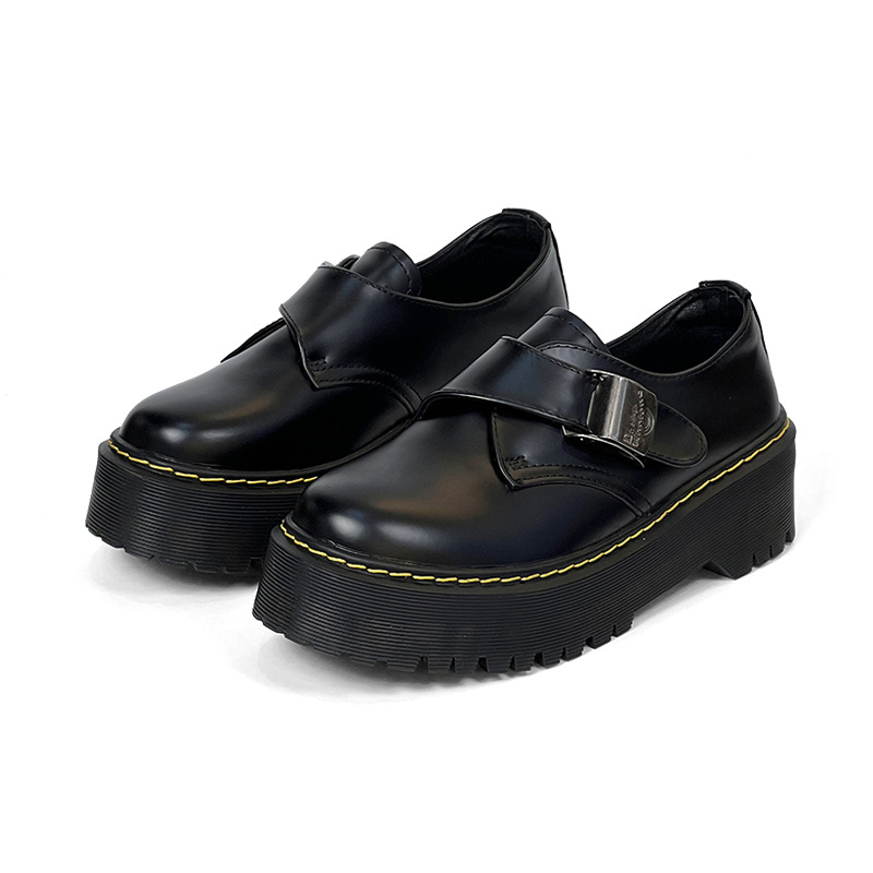 Dámske Oxford loafers - vrch z umelého plyšu, nízky mačací podpätok (<3 cm), podrážka z prírodnej gumy, vložka z umelého chlpovitého materiálu
