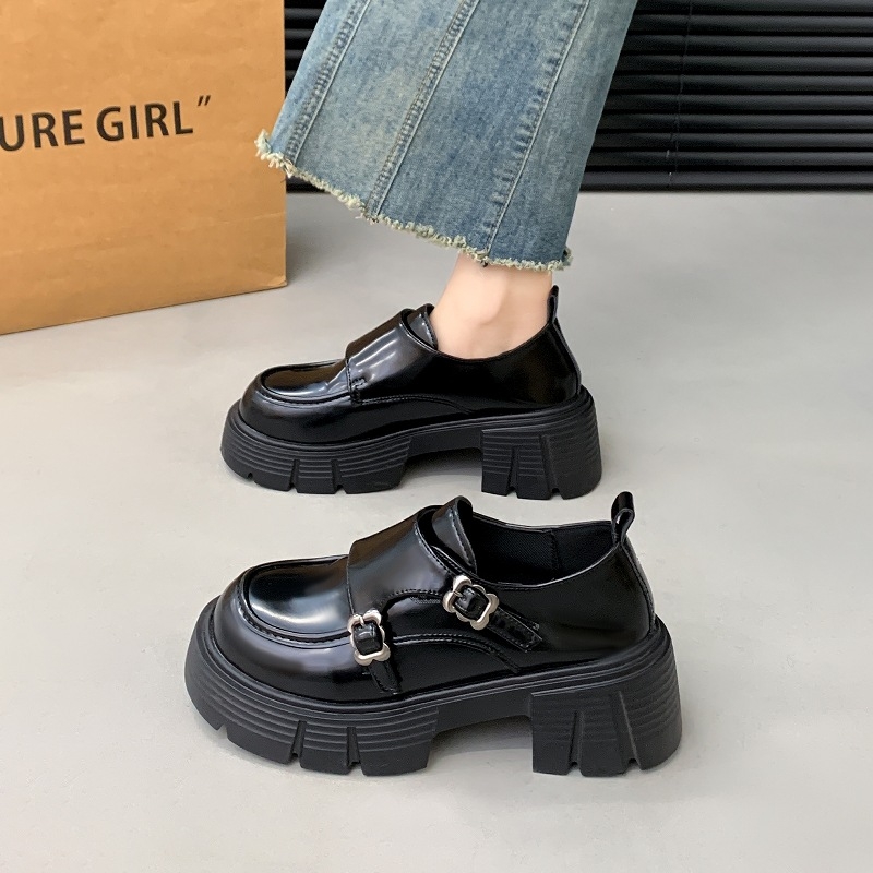 Ženske loaferice cipele, sintetička koža, okrugli nos, srednja visina pete 3–6 cm, PVC potplat