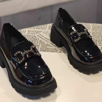 Ženske loaferice, okrugli vrh, britanski stil/koledž, gornji dio od dvostruke kože, potplat od pjene, visina pete 6–8 cm