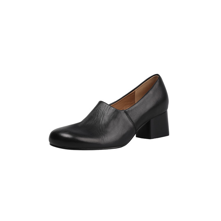 Loafers – britanskog stila, okrugli nos; nizak pet 1–3 cm; gornji dio od teleće kože; gumena potplata.