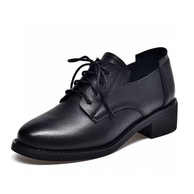 Loafers – britanskog stila, koža goveda, niski 1–3 cm, gumeni potplat
