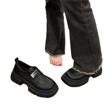 Ženski loafersi u stilu fakulteta, okrugla nosnica, PU gornji dio, Velcro zatvarač, gumena potplata, srednja visina pete 3–5 cm