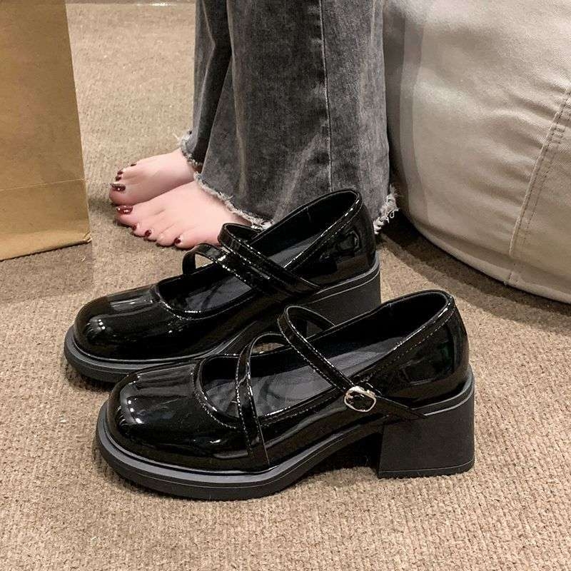 Malé kožené Mary Jane topánky s hrubým podpätkom, remienok s prackou, PU horná časť, gumová podrážka, guľatý nos