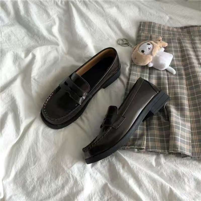 Mary Jane cipele, japanskog stila, Peep Toe, visina pete preko 8 cm, uzorak lubanje