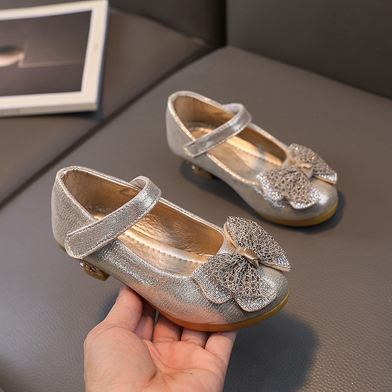 Mergaitei princesės stiliaus platforminiai bateliai – PU viršus, Velcro užsegimas, EVA įdėklas, PVC padas