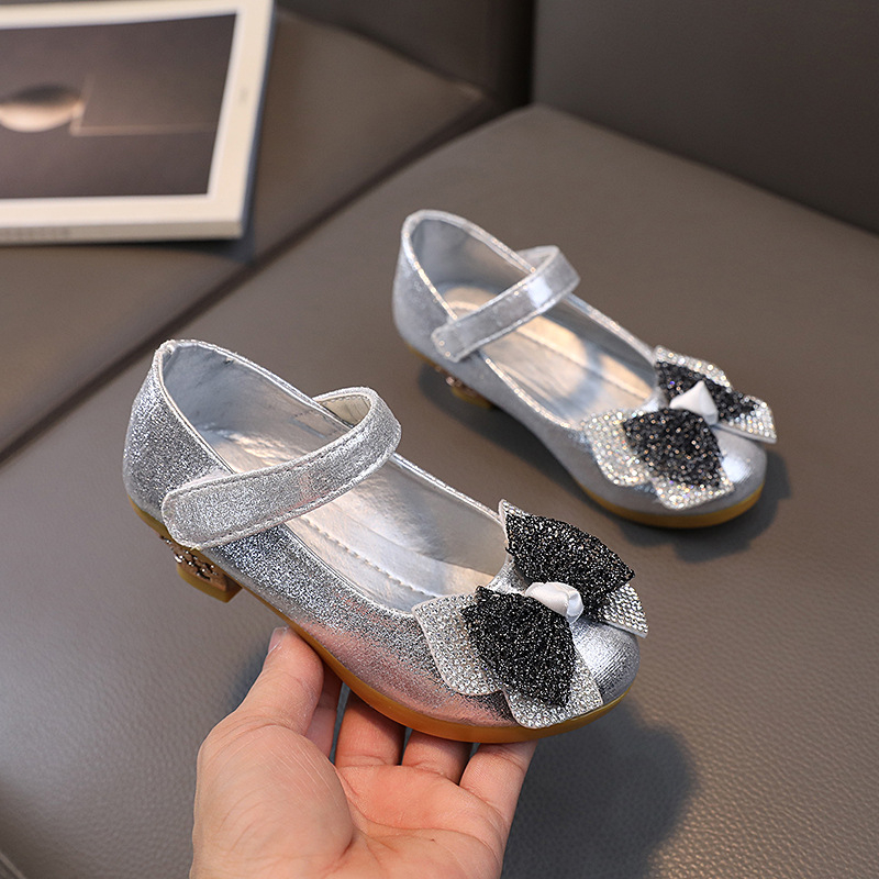 Mergaitei princesės stiliaus platforminiai bateliai – PU viršus, Velcro užsegimas, EVA įdėklas, PVC padas