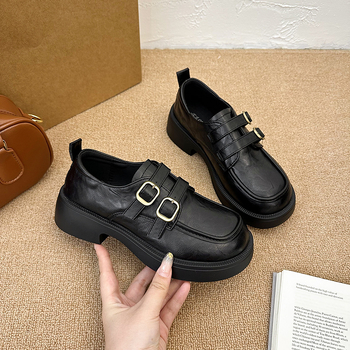 Ženski loafers u britanskom stilu, okrugli vrh, PU gornji dio, EVA ulošak, gumena potplat, srednja visina pete 3–5 cm