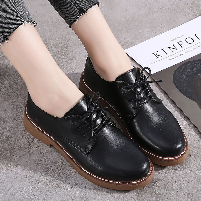 Pantofi Oxford damă, vârf rotund, din piele split, închidere cu șireturi, talpă din cauciuc, toc mic