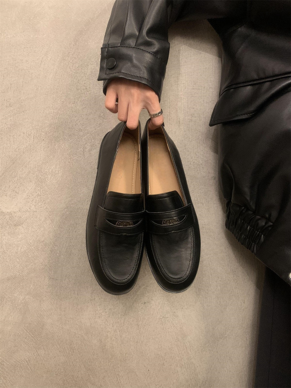 Ženske loafers u stilu British Academy, okrugli nos, gornji dio od mikrovlakana, gumena potplata, srednja visina potplata 3–5 cm