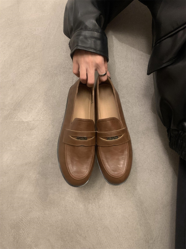 Ženske loafers u stilu British Academy, okrugli nos, gornji dio od mikrovlakana, gumena potplata, srednja visina potplata 3–5 cm