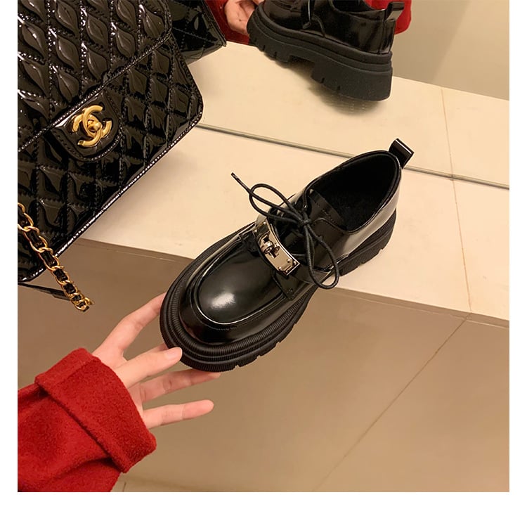 Loafers femei în stil colegiu – vârf rotund, upper din piele de vițel două straturi, talpă din cauciuc, branț PU, deschidere adâncă, toc mediu 3–5 cm