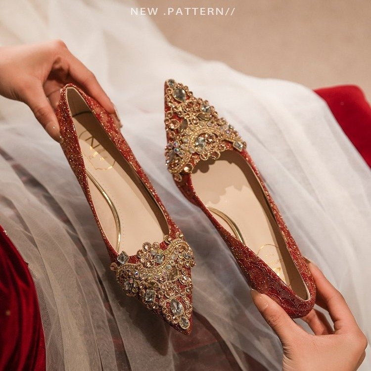 Kristályos esküvői magassarkú cipő kétirányú viselésre, hegyes orr, 6–8 cm sarok, vékony sarok, PU talp