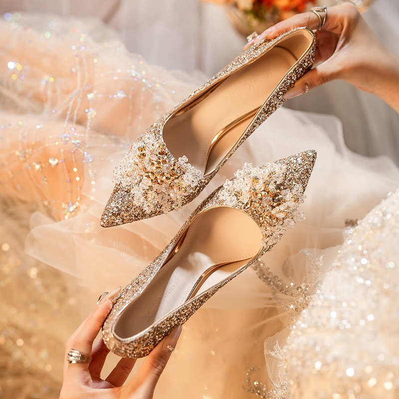 Pantofi de mireasă pentru femei, vârf ascuțit, toc stiletto 6-8 cm, vamp glitter