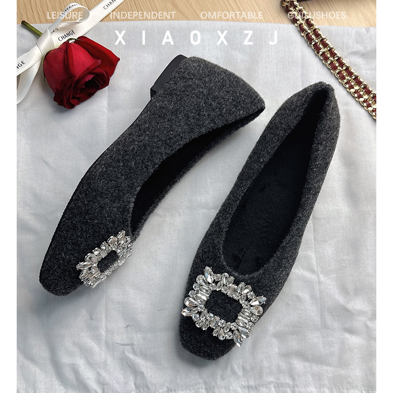 Pantofi Mary Jane din velur cu cristale, căptușeală din puf, înălțime ascunsă, talpă din cauciuc, toc mediu 3–6 cm, căldură de iarnă