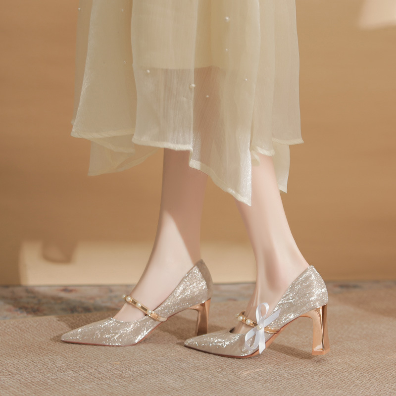 Pantofi de banchet, vârf ascuțit, exterior din piele de vită de primă clasă, toc gros 6–8 cm, căptușeală PU