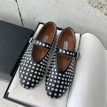 Pantofi Mary Jane din piele naturală, vârf rotund, cu strasuri, toc mic, interior microfibră