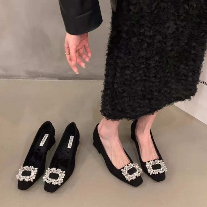 Ženske ravne cipele s kvadratnim vrhom, gornjište od mikrovlakna, niski kitten heel do 3 cm, ulošak od mikrovlakna kože, slip-on