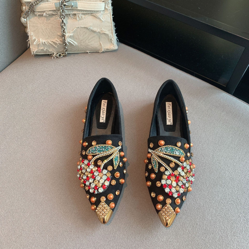 Fei xiaoyi dámske špičaté velúr topánky, plochá podrážka, slip-on