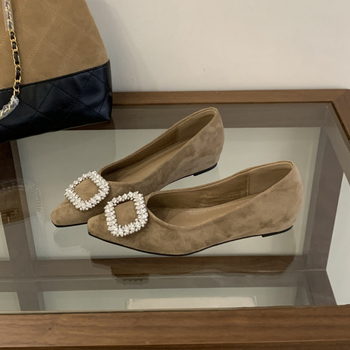 Ženske cipele s kvadratnom kopčom od velura, slip-on cipele s oštrim nosom, niski pet 2–3 cm, gumeni potplat