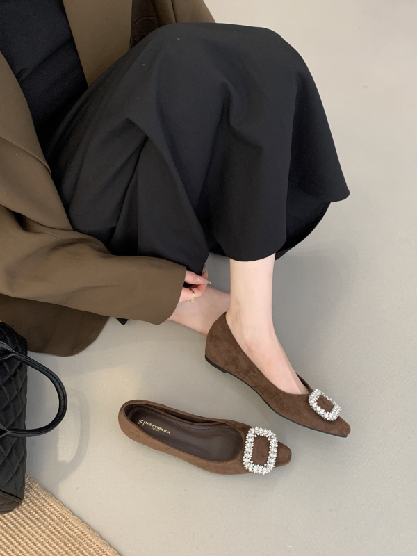 Ženske cipele s kvadratnom kopčom od velura, slip-on cipele s oštrim nosom, niski pet 2–3 cm, gumeni potplat