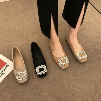 Dámske ploché loaferky s štvorcovým nosom, svrchnok z mikrovlákna, gumová podrážka, slip-on, nízky podpätok do 3 cm, vnútorná podšívka z mikrovlákna